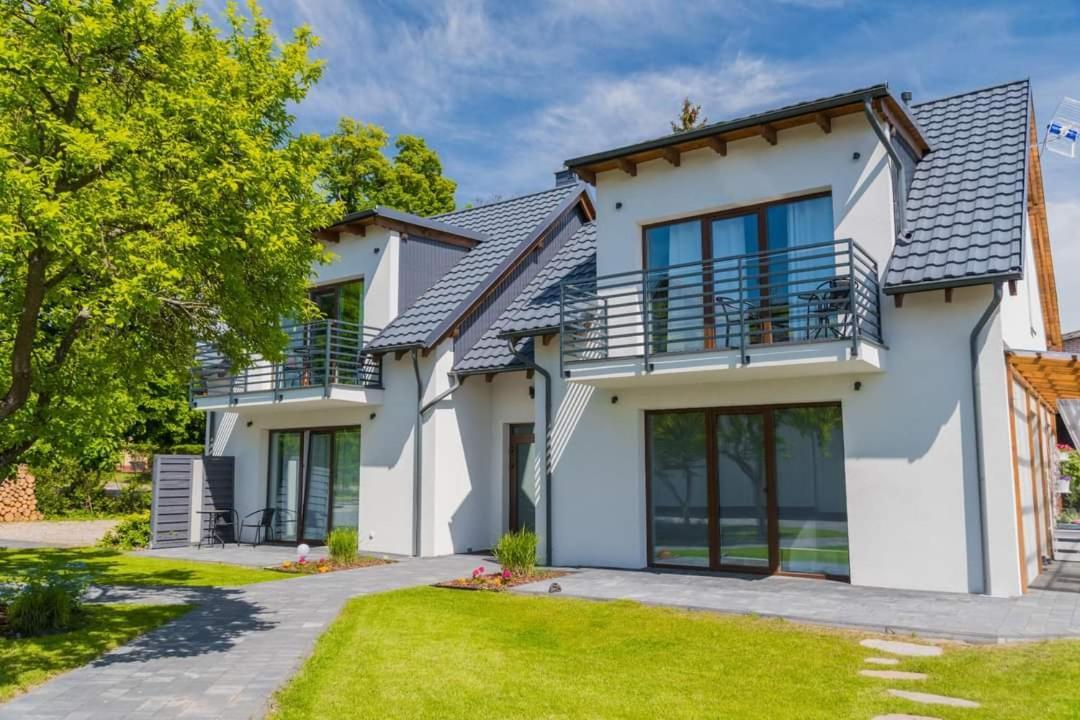 Hupkas Apartementy I Pokoje Янтар Екстер'єр фото